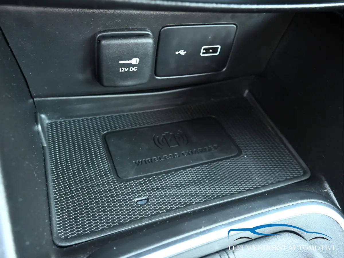 1.0 City Sport, Apple, 2 x PDC, camera, LED, Clima, Cruise nl-dealerauto
