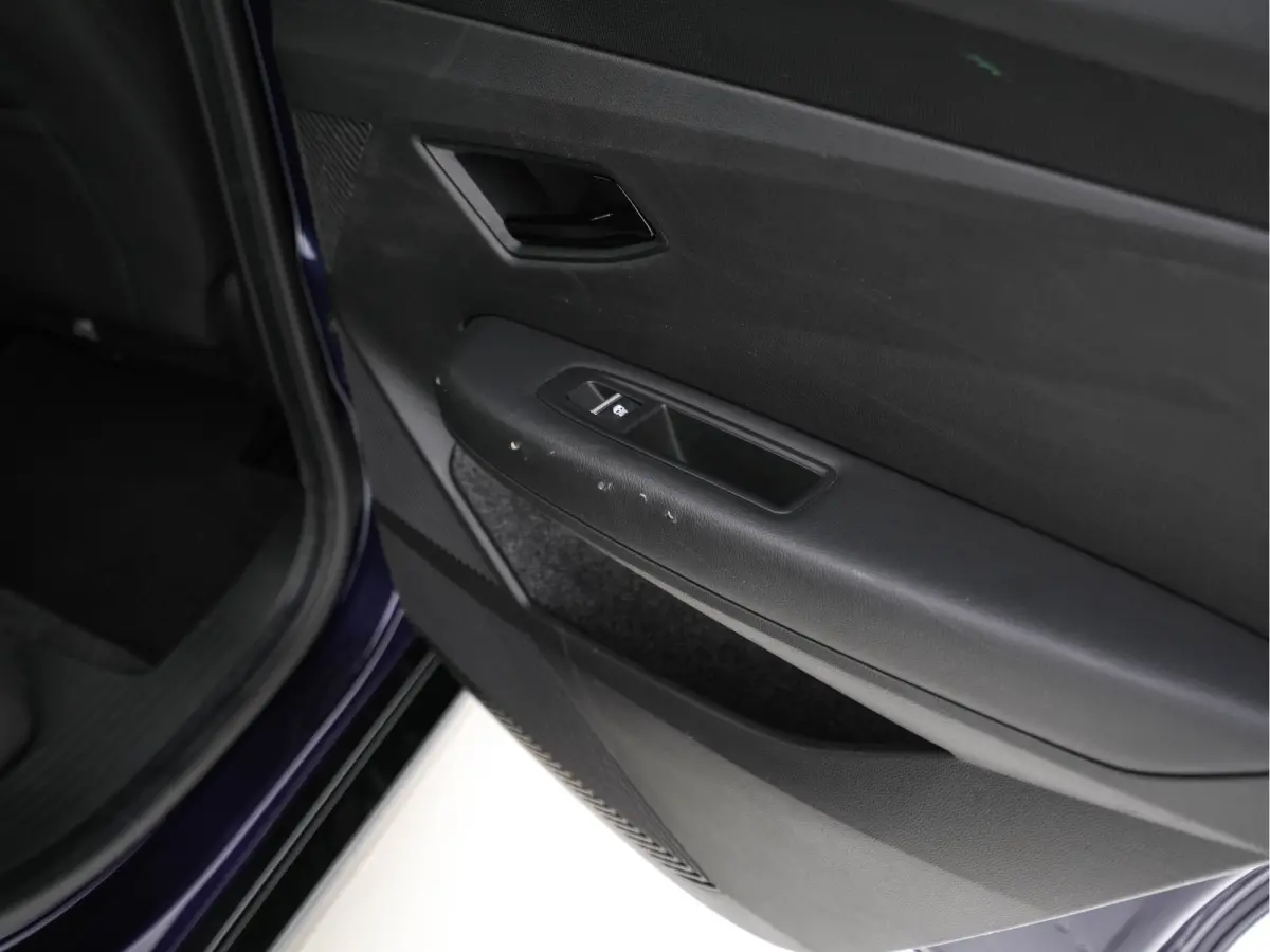 EV60 Optimum Charge Evolution [3-Fase-22kW] {SoH-91%} (INCL-BTW) Aut. *HEATPUMP | FULL-LED | CAMERA | LANE-ASSIST | KEYLESS | NAVI-FULLMAP | CARPLAY | COMFORTSEATS | DIGI-COCKPIT | ECC | PDC