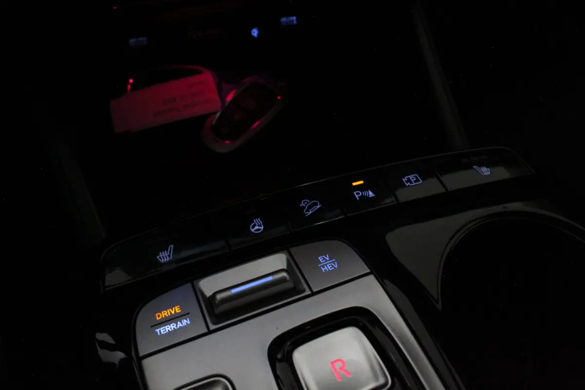1.6 T-GDI PHEV Comfort Smart 4WD > Krell audio/Plug-in Hybride/keyless/Phantom Black...
