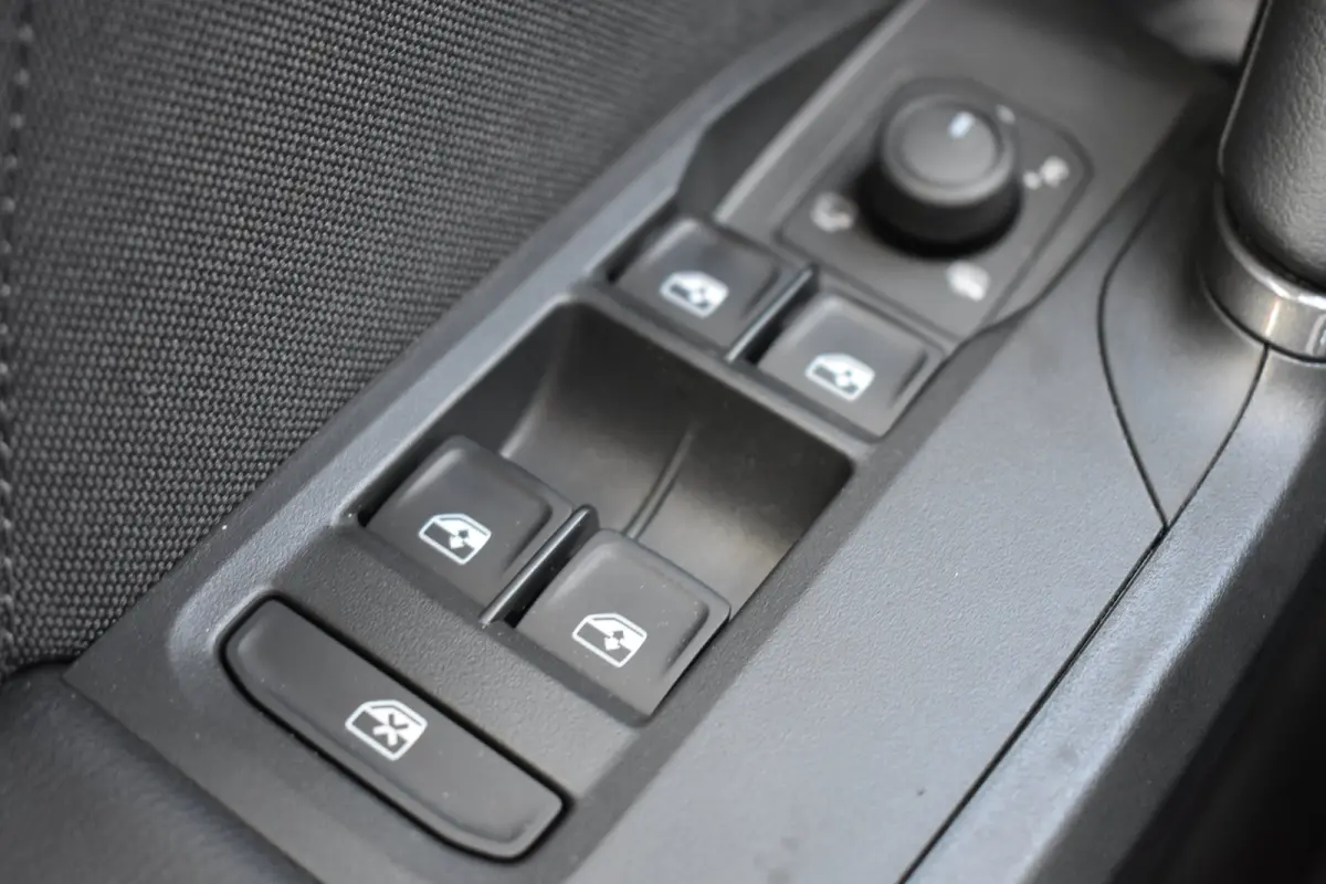 1.5 TSI e-Hybrid 204PK PHEV | Achteruitrijcamera | ACC | Elektrische achterklep | Verwarmd stuurwiel | Afneembare trekhaak | CUPRA FABRIEKSGARANTIE | NIEUWE AUTO