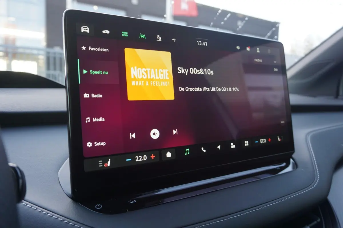 85 286pk Sportline | Business Upgrade Advanced | Panoramadak | Warmtepomp | Trekhaak