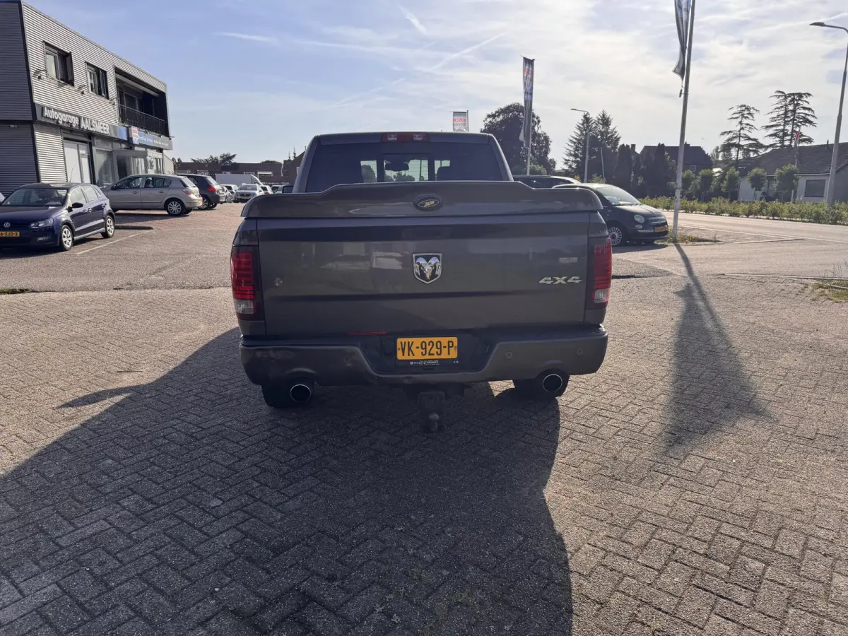 1500 5.7 V8 Quad Cab 6'4 / NIEUWE MOTOR  / SPORT / 4X4 / NAP /PRINS LPG / 200L TANK /