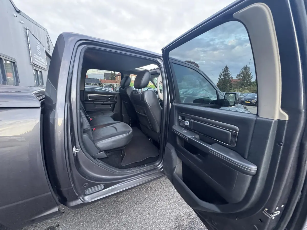 1500 5.7 V8 Quad Cab 6'4 / NIEUWE MOTOR  / SPORT / 4X4 / NAP /PRINS LPG / 200L TANK /