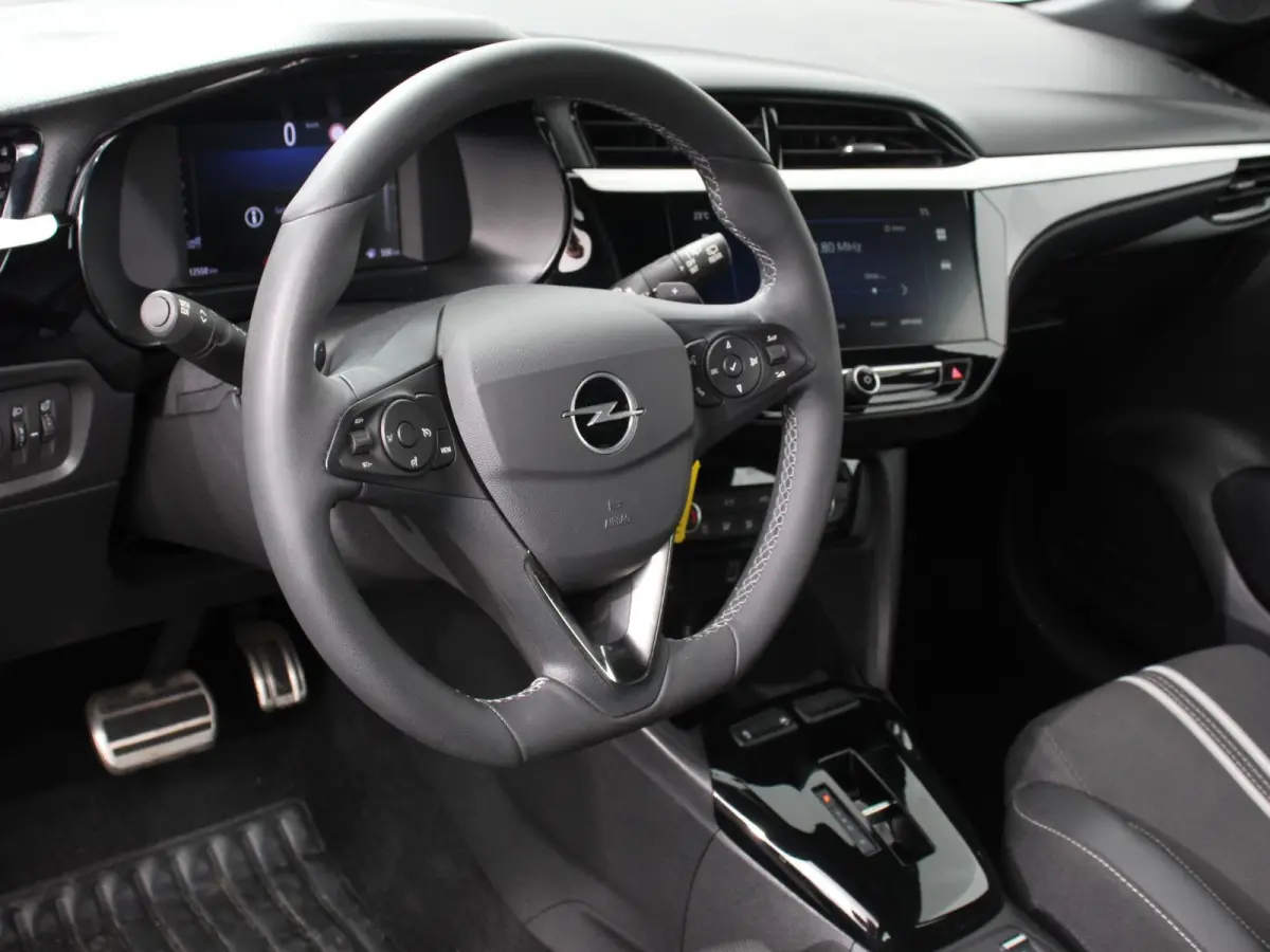1.2 Turbo 100pk Automaat Hybrid GS-Line Navigatie Apple Carplay/Android Auto Digitale Cockpit Airco Cruise Control Lichtmetalen Velgen Dab