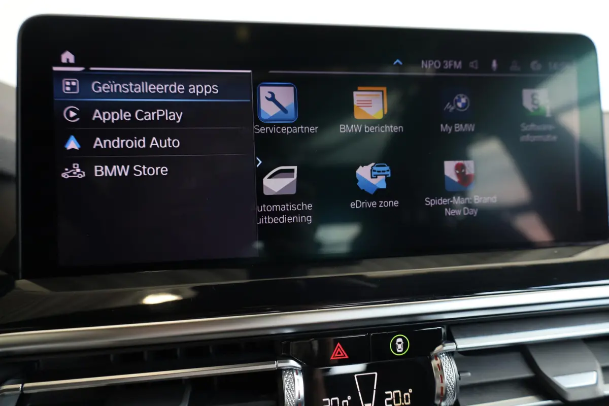 xDrive30e High Executive | M Sportpakket | SOH 93,3% | Panoramadak | Elektr. Trekhaak | Hi-Fi