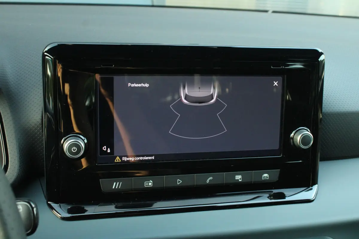 1.0 EcoTSI 95pk Style | Apple Carplay/Android Auto | 16" Velgen | Parkeersensoren