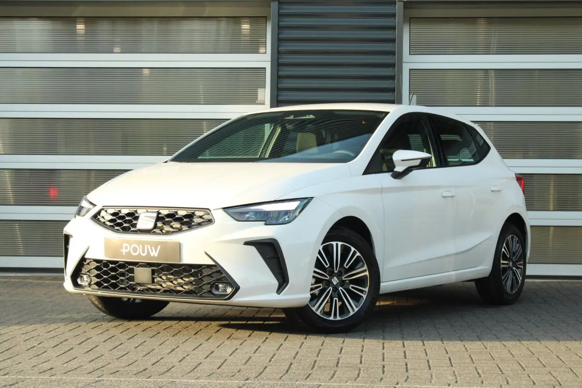 1.0 EcoTSI 95pk Style | Apple Carplay/Android Auto | 16" Velgen | Parkeersensoren