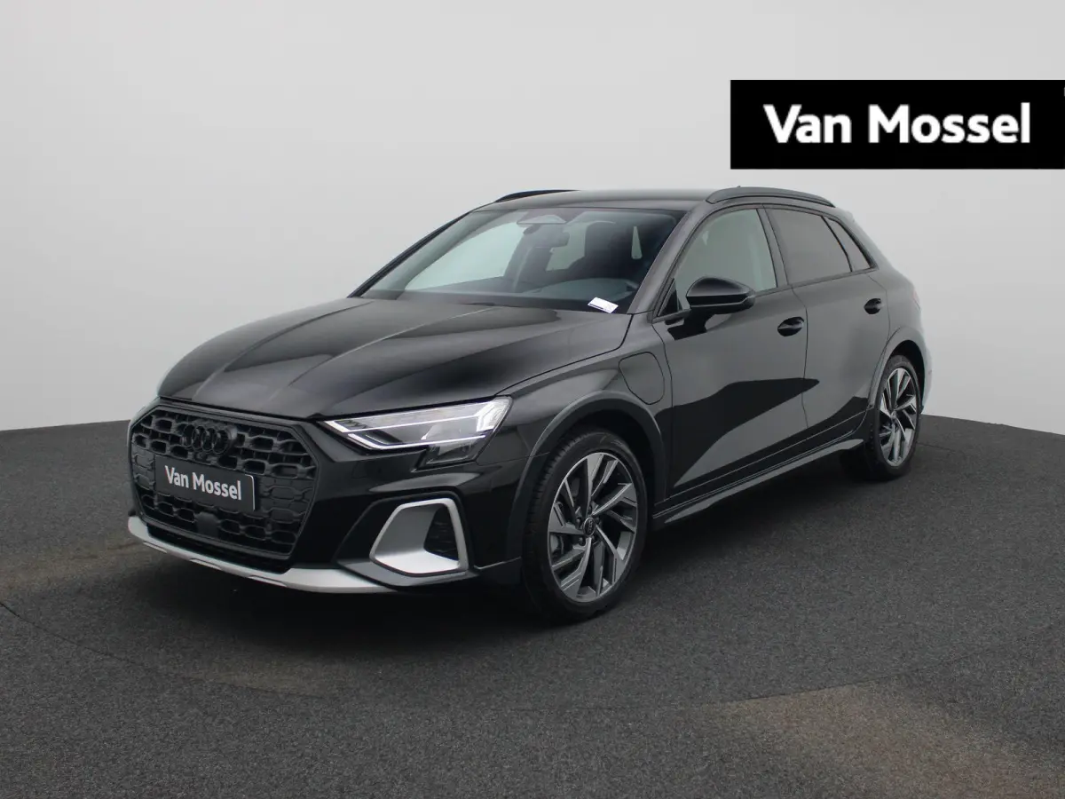 40 TFSI e Advanced edition | Adaptive cruise control | Dodehoekdetectie | 360 graden camera | Stoelverwarming | Sonos | Smartphone interface | Climate control | Navigatie | Head-up display |