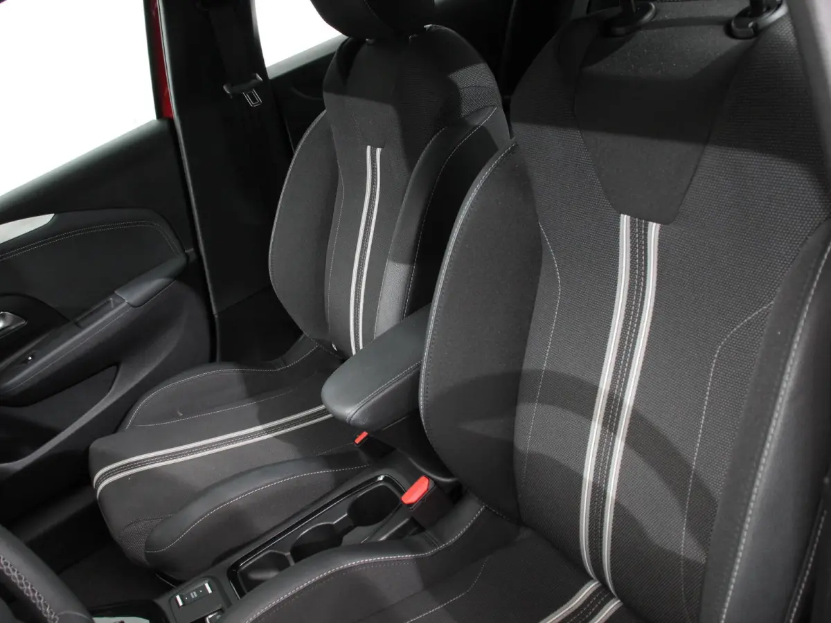 1.2 Turbo 100pk Automaat Hybrid GS-Line Navigatie Apple Carplay/Android Auto Digitale Cockpit Airco Cruise Control Lichtmetalen Velgen Dab
