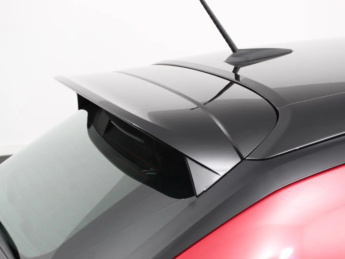 1.2 Turbo 100pk Automaat Hybrid GS-Line Navigatie Apple Carplay/Android Auto Digitale Cockpit Airco Cruise Control Lichtmetalen Velgen Dab