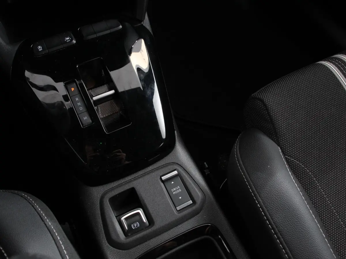 1.2 Turbo 100pk Automaat Hybrid GS-Line Navigatie Apple Carplay/Android Auto Digitale Cockpit Airco Cruise Control Lichtmetalen Velgen Dab