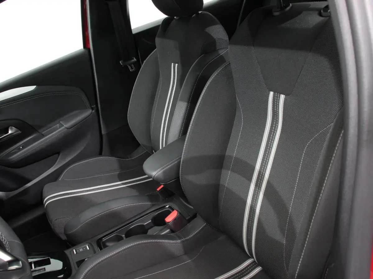 1.2 Turbo 100pk Automaat Hybrid GS-Line Navigatie Apple Carplay/Android Auto Digitale Cockpit Airco Cruise Control Lichtmetalen Velgen Dab