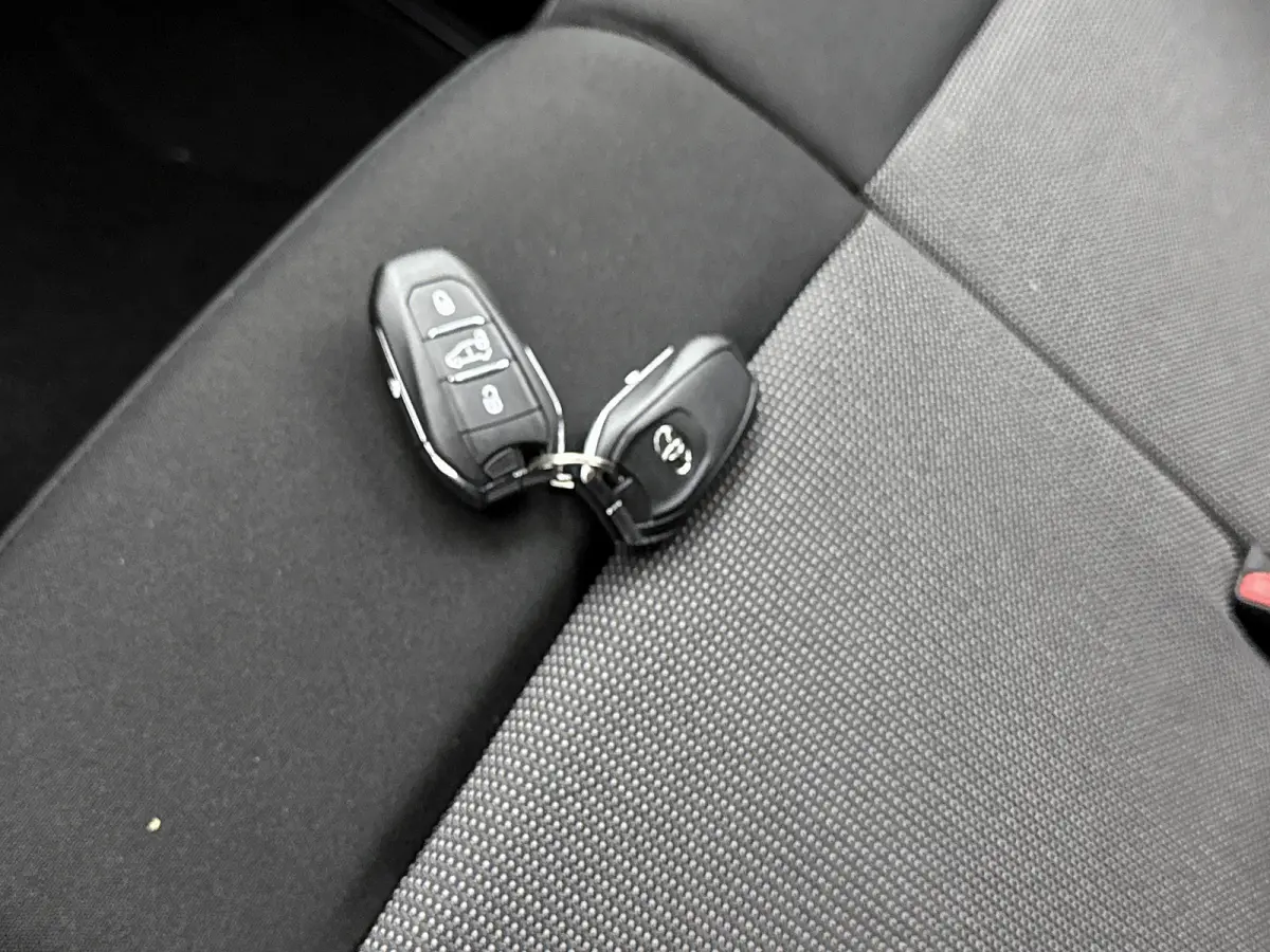 2.0 D-4D 145pk Navigatie Camera Betimmering Cruise control Blind-spot assist