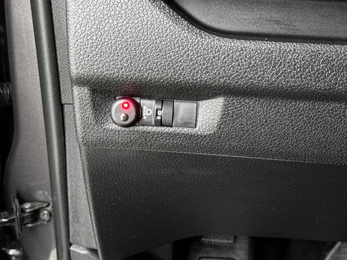 2.0 D-4D 145pk Navigatie Camera Betimmering Cruise control Blind-spot assist