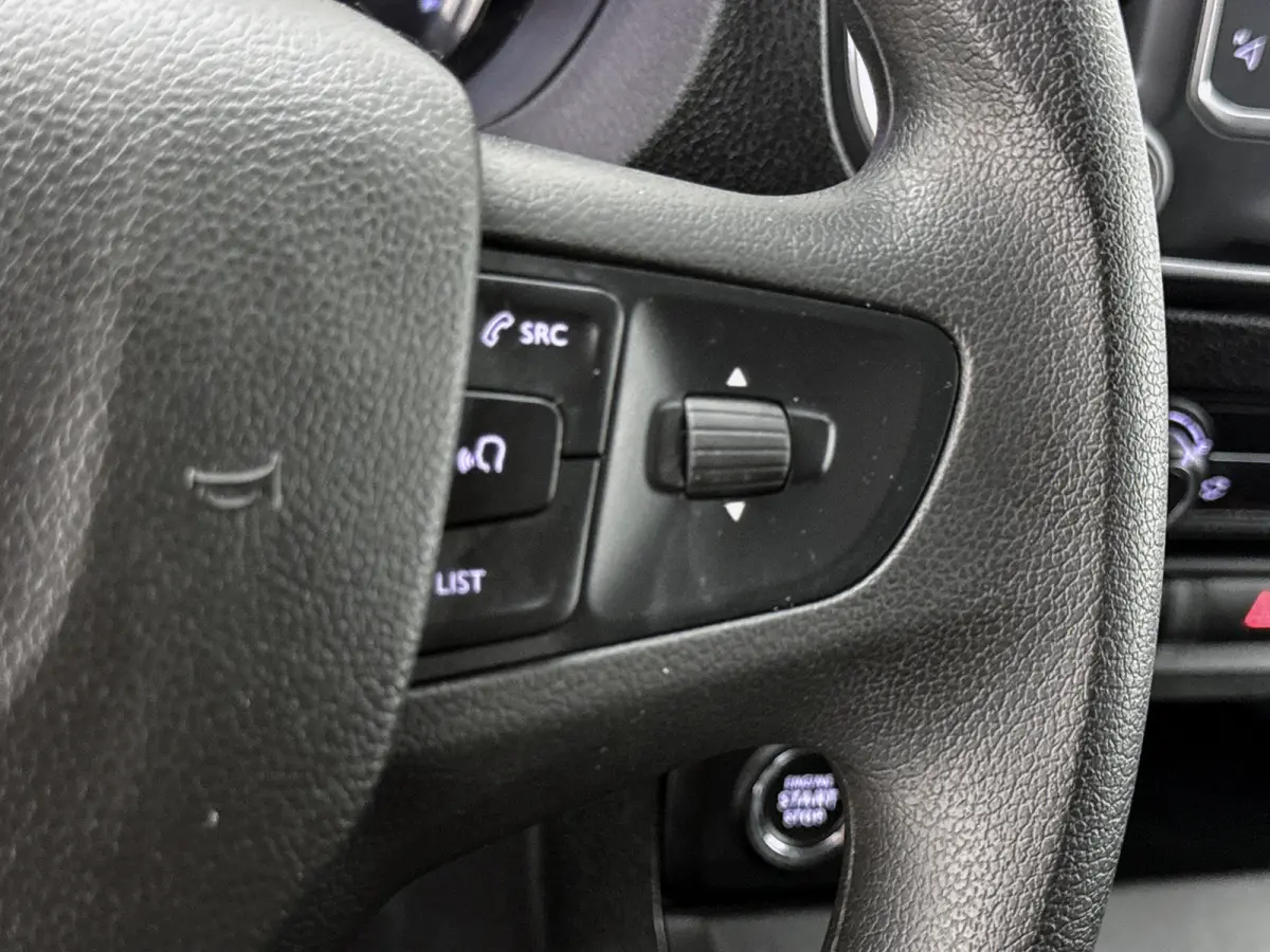 2.0 D-4D 145pk Navigatie Camera Betimmering Cruise control Blind-spot assist