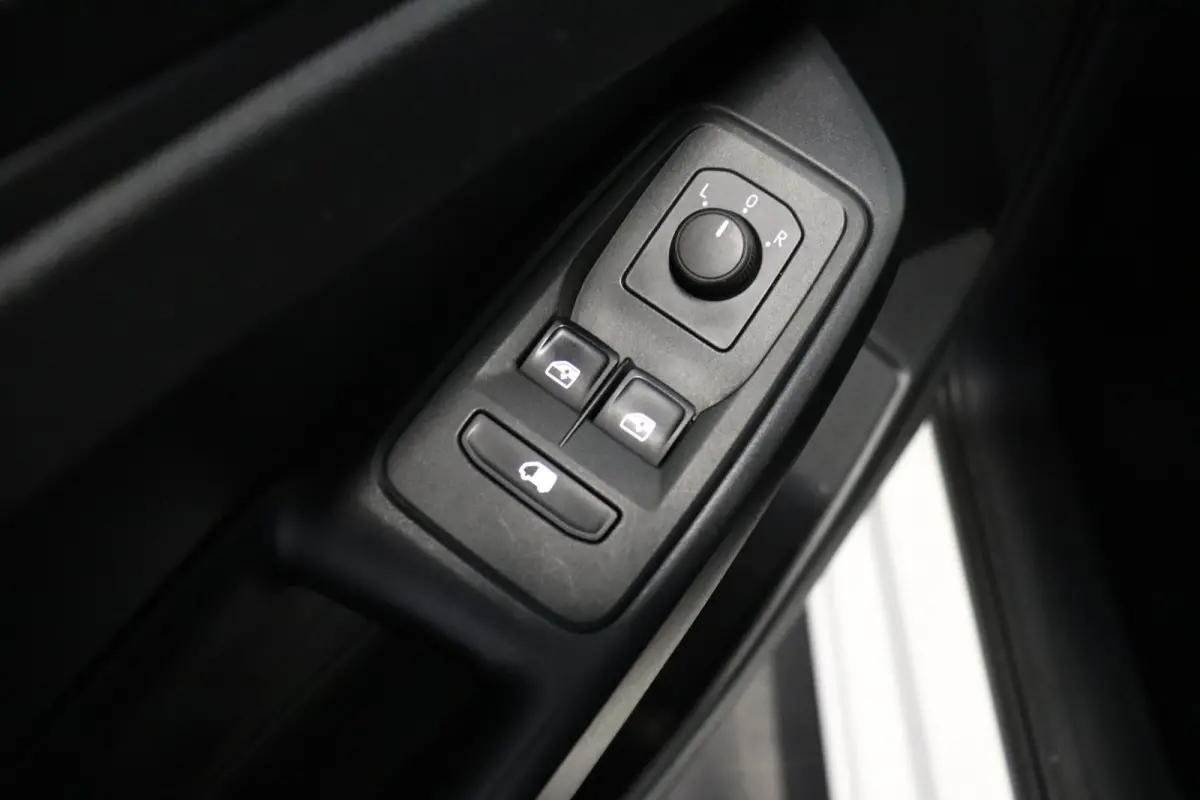 2.0 TDI EURO 6 - Airco - Cruise - €12.900,- Excl.