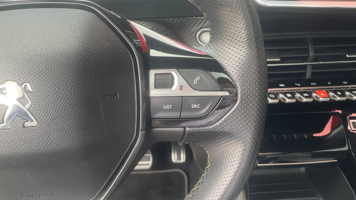 EV GT 350 50 kWh | 3-fase | Pano | Camera | Adap Cruise | Navi | Climate Control | Achteruitrijcamera | Airco (automatisch) | Apple Carplay/Android Auto|telefoonintegratie premium