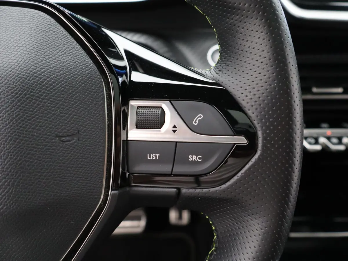 EV GT Pack 50 kWh | Panoramadak | Adaptieve Cruise | Stoelverwarming | 27.699 km |