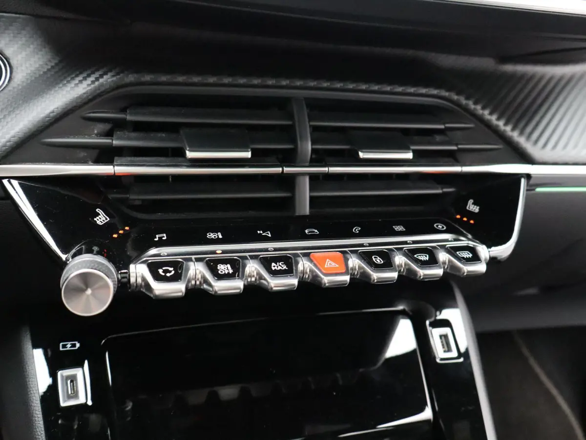 EV GT Pack 50 kWh | Panoramadak | Adaptieve Cruise | Stoelverwarming | 27.699 km |