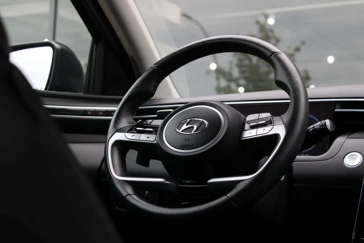 1.6 T-GDI 265pk PHEV Premium 4WD | 1E EIGENAAR! | 360° CAMERA | ADAPTIVE CRUISE | STOELVERWARMING- VERKOELING | DODE HOEK | ELEKTR. STOEL INCL. MEMORY | DEALER OH! | PRACHTIGE STAAT!