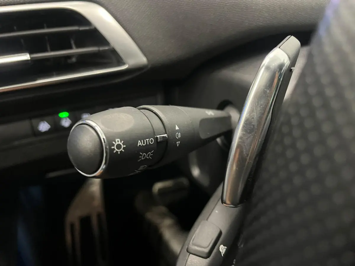 1.6 HYbrid 225 GT Pack Business Night Vision Panoramadak Focal ACC Keyless Camera LED Dodehoek CarPlay