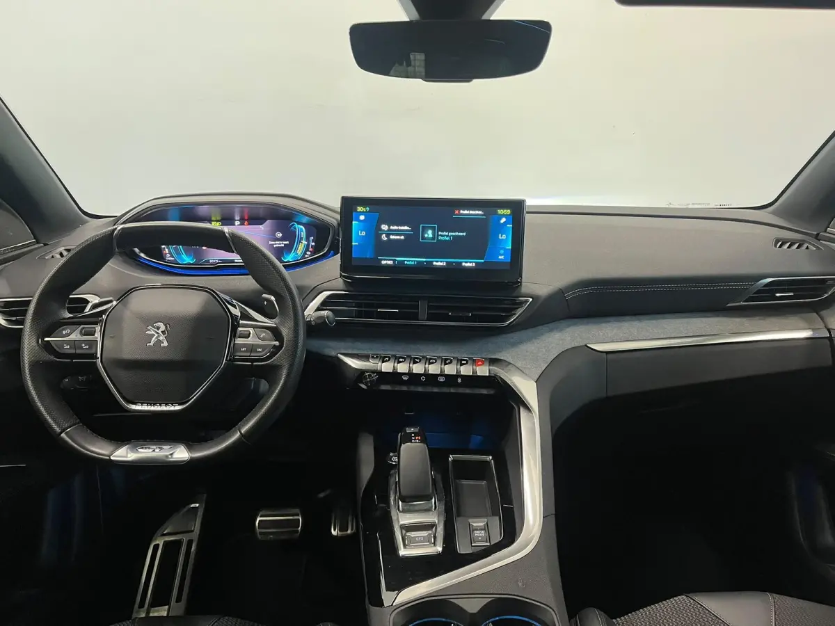 1.6 HYbrid 225 GT Pack Business Night Vision Panoramadak Focal ACC Keyless Camera LED Dodehoek CarPlay