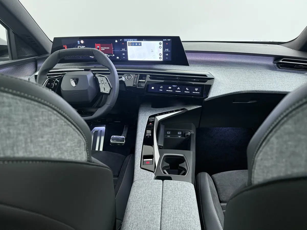 GT | Adaptieve cruise control met Stop&Go functie | LED 3D-achterlichten | Pack Safety Plus