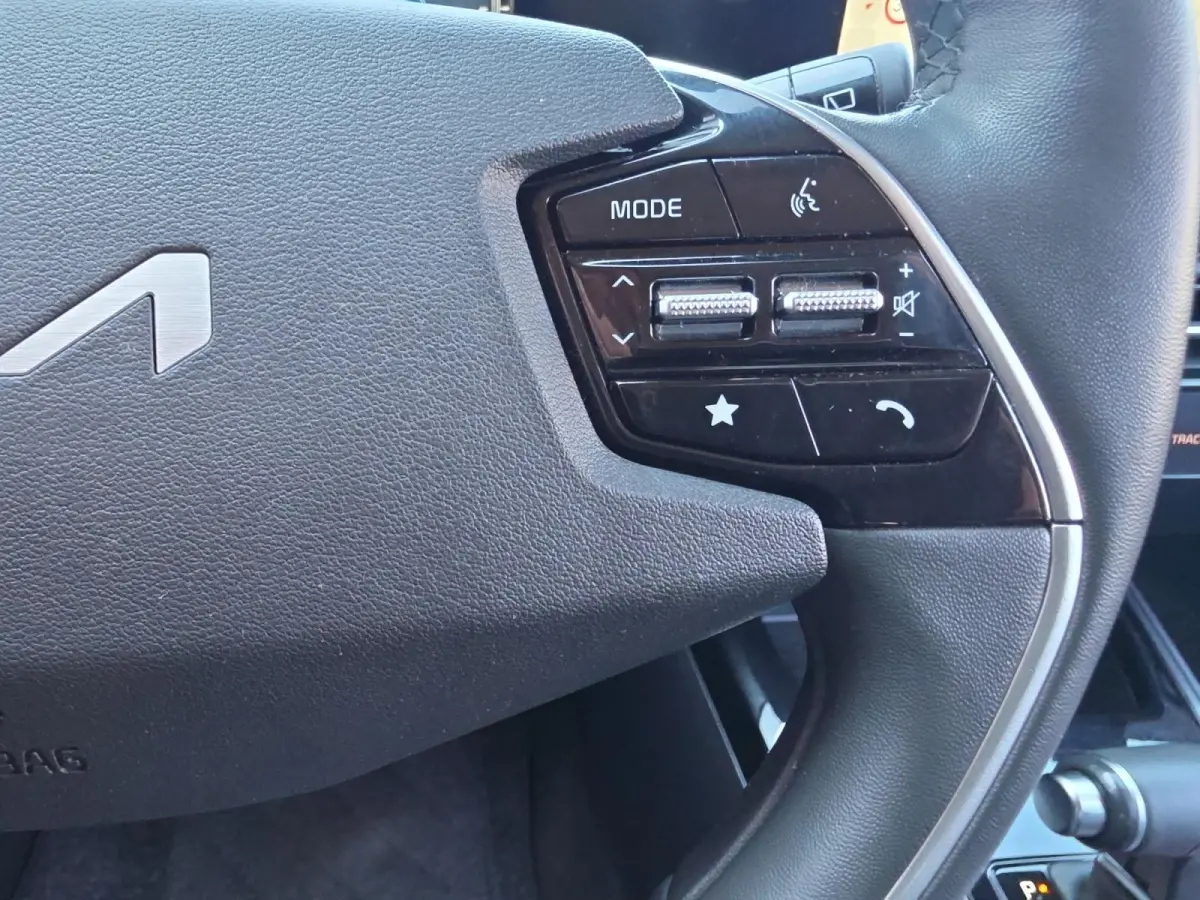 1.6 GDi Hybrid DynamicLine | Two-Tone | Trekhaak | Climate control | Navigatie | Cruise control