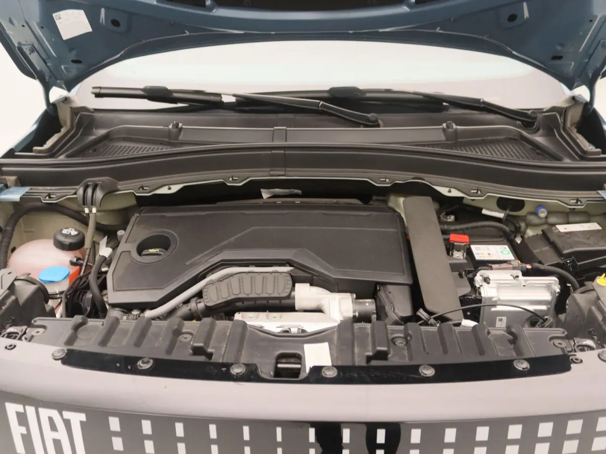 1.2 Hybrid ICON | Direct Rijden | DAB Radio | Apple Carplay & Android Auto | Parkeersensoren Achter |