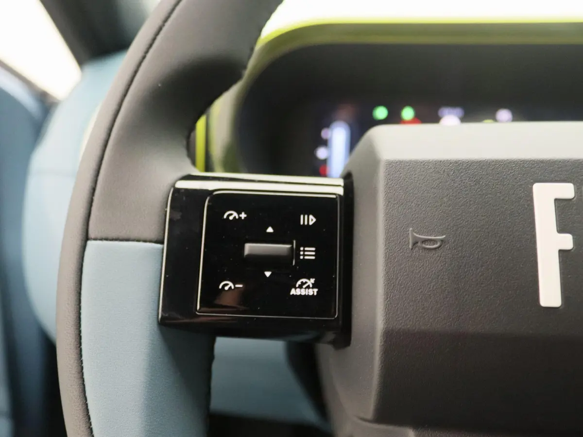 1.2 Hybrid ICON | Direct Rijden | DAB Radio | Apple Carplay & Android Auto | Parkeersensoren Achter |