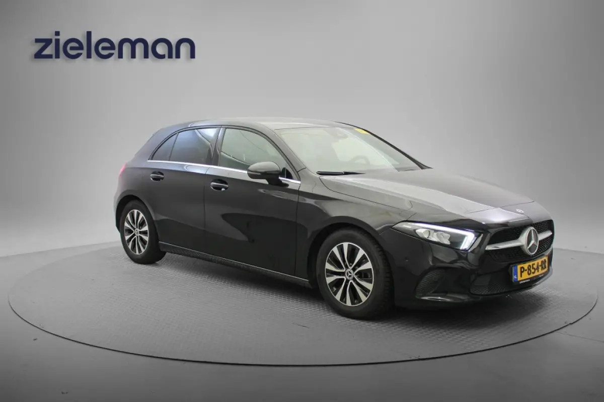 Mercedes-Benz A-klasse 2022 Benzine Handgeschakeld leasen