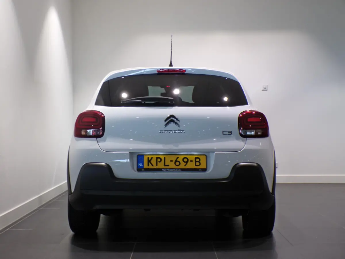 S&S Feel | Navigatie | Parkeersensoren | Climate control
