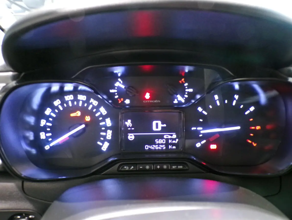 S&S Feel | Navigatie | Parkeersensoren | Climate control