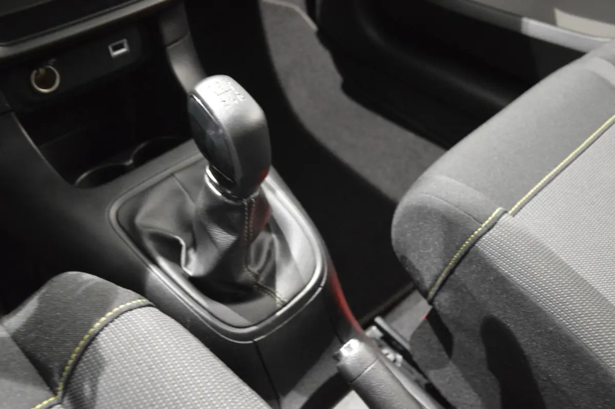 Feel | Navigatie | Climate control | Parkeersensoren