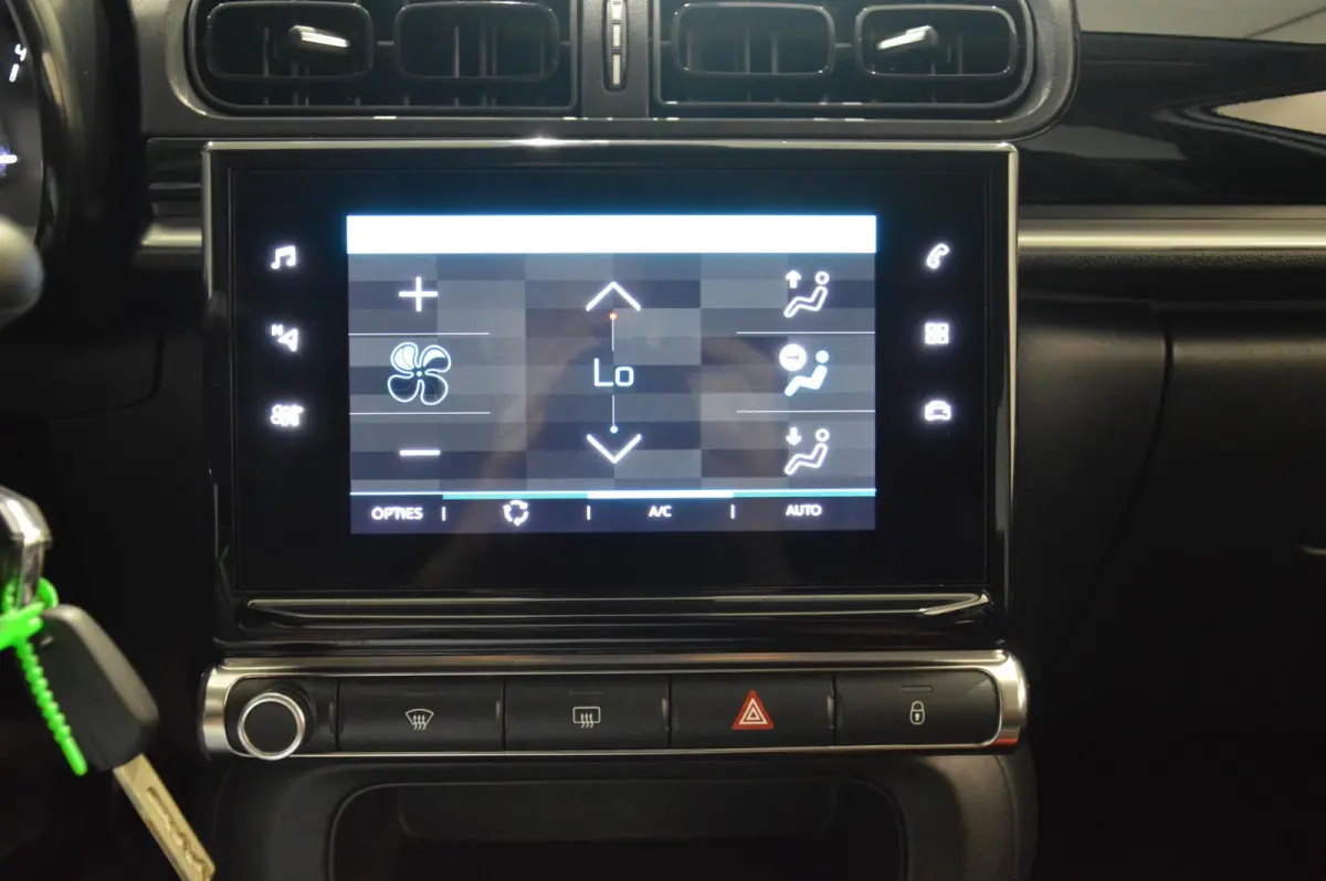 Feel | Navigatie | Climate control | Parkeersensoren