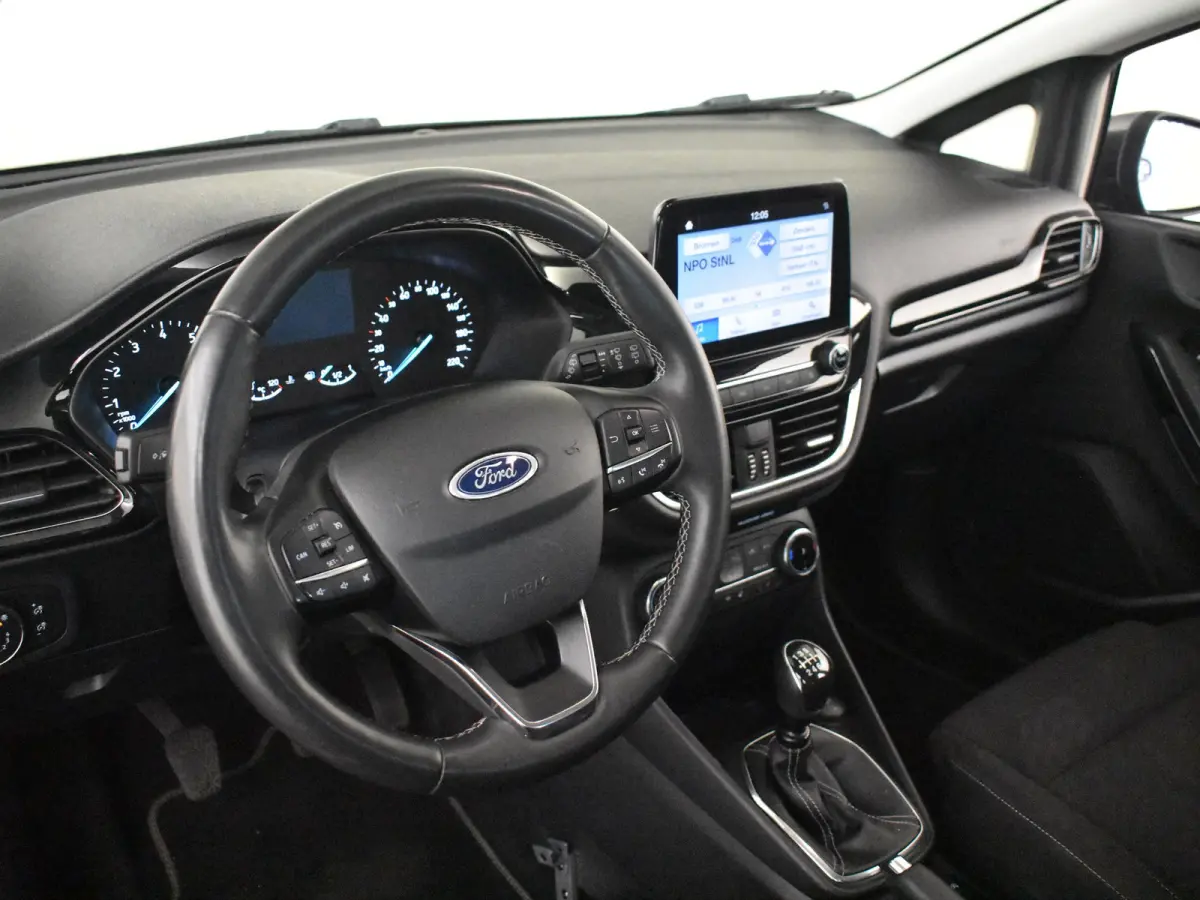 1.0 EcoBoost Hybrid Titanium l Cr Control l Climate Control l Stoel/stuurverwarming | Parkeersensoren l Naviagtie l Apple Car play l Metallic lak l