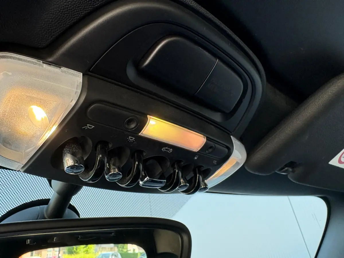 1.5i 136PK Chili Serious Business Cabrio/ Parkeersensoren/ Navigatie