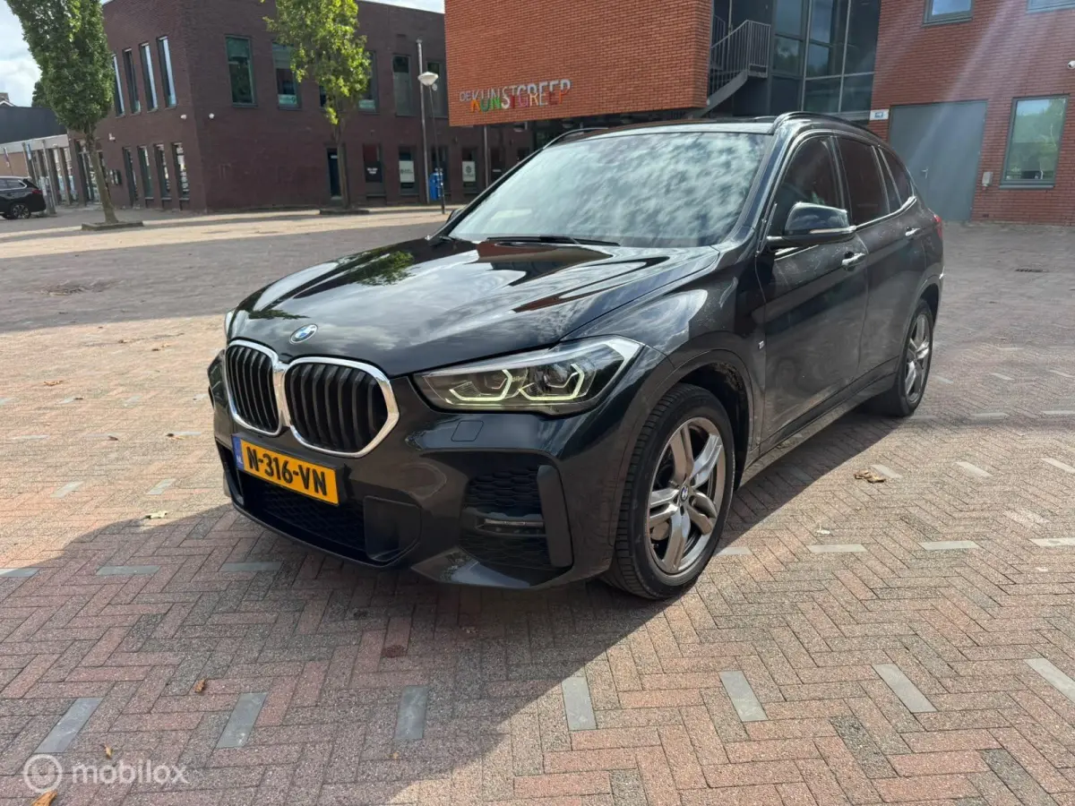 xDrive20i M Sport | Panoramadak | Head-Up Display