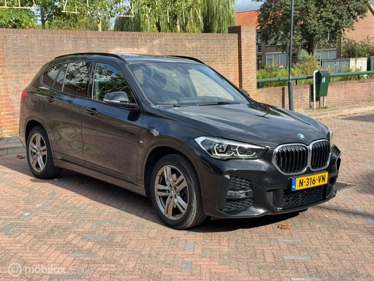 xDrive20i M Sport | Panoramadak | Head-Up Display