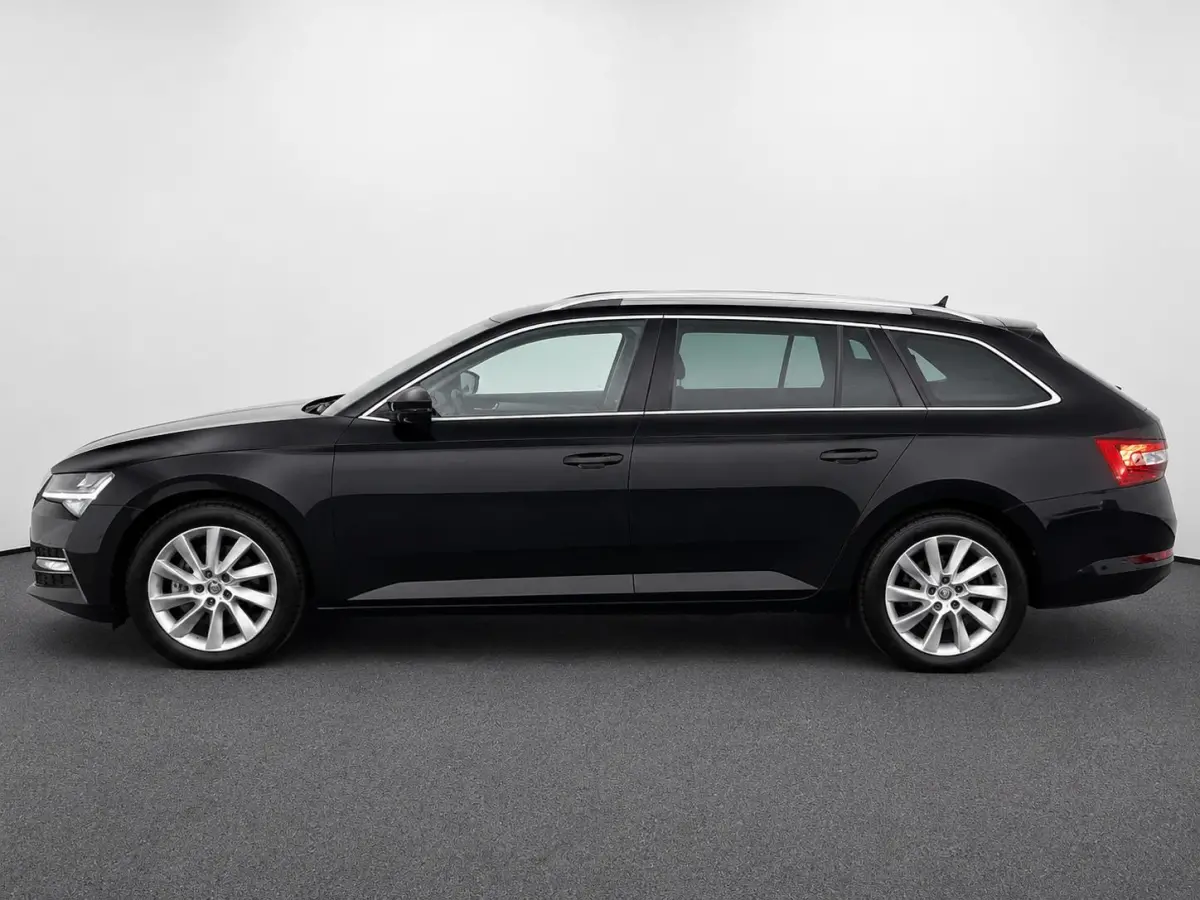 1.4 TSI DSG Aut. iV Business Edition Plus SoH 92% Trekhaak Camera Navi Carplay DCC Stoelverwarming Verwarmbare Voorruit Cruise Control Full LED PDC VA