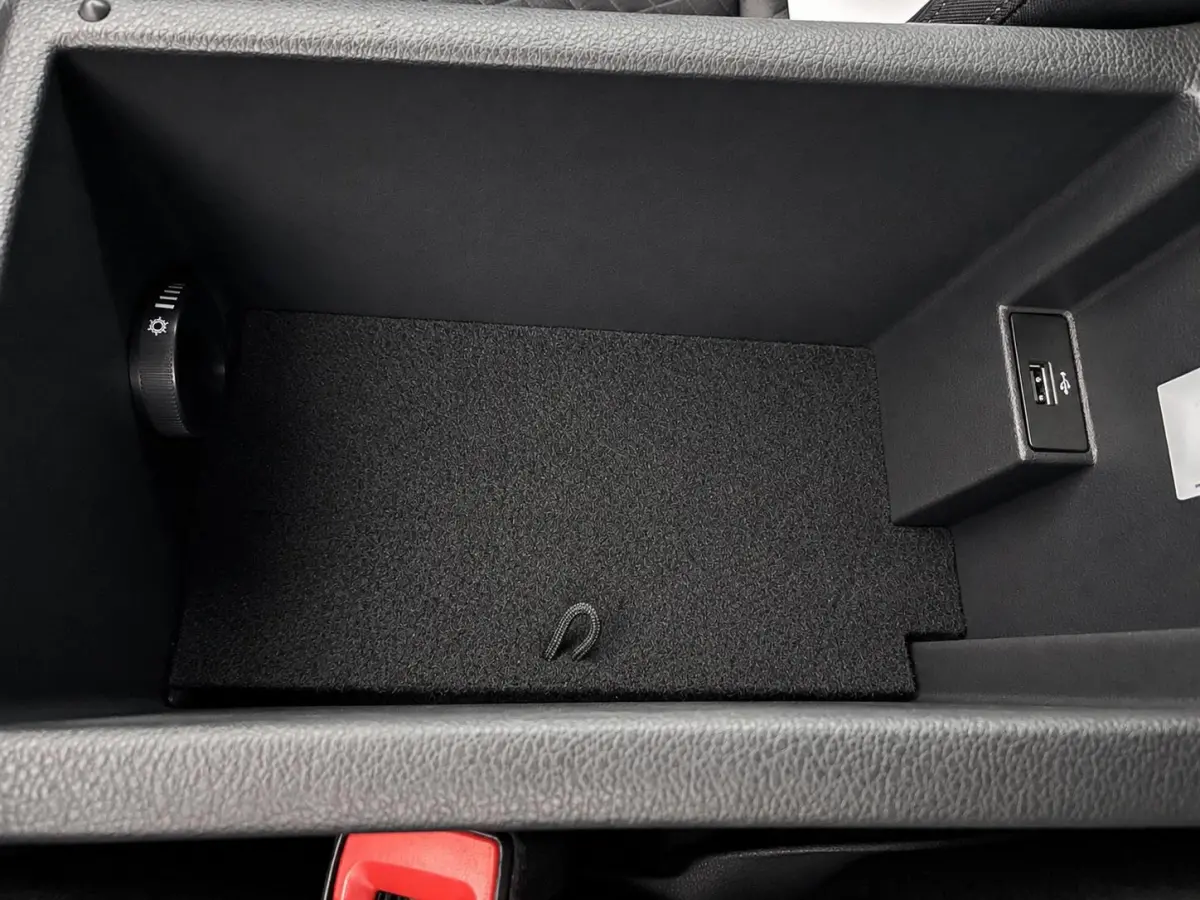 1.4 TSI DSG iV Business Edition Plus SoH 92% Trekhaak Camera Navi Carplay DCC Stoelverwarming Verwarmbare Voorruit Cruise Control Full LED PDC VA