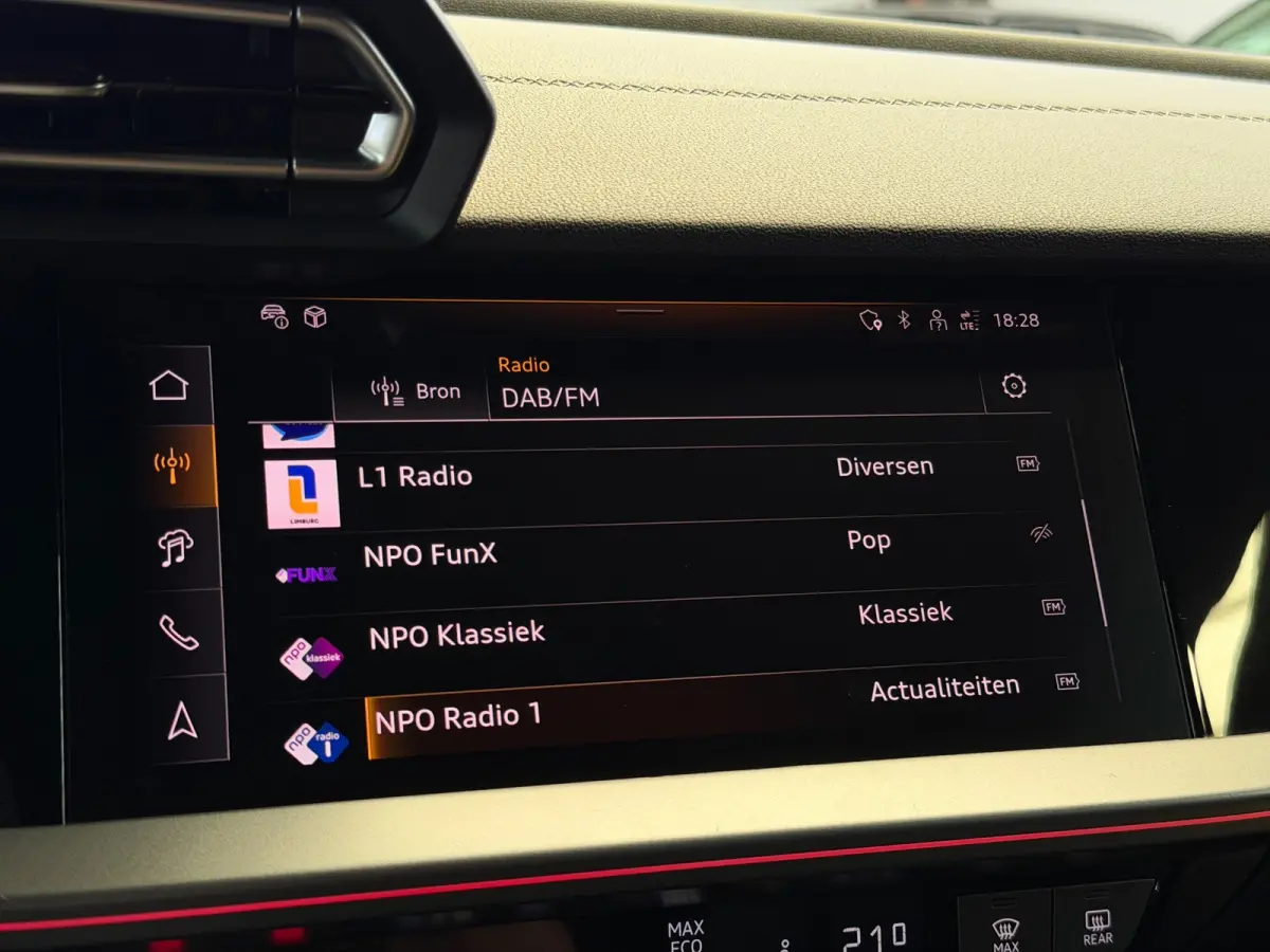 35 TFSI S-Line CarPlay Camera Facelift