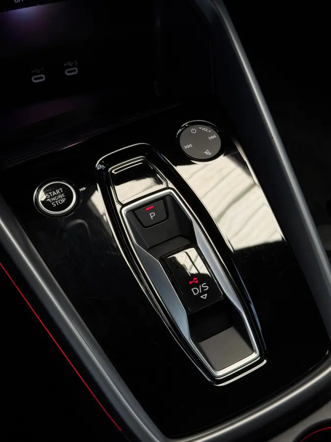 35 TFSI S-Line CarPlay Camera Facelift