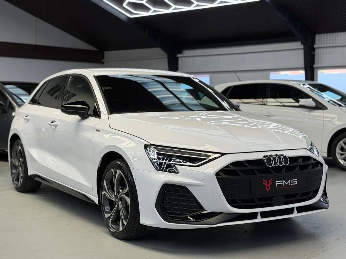 35 TFSI S-Line CarPlay Camera Facelift