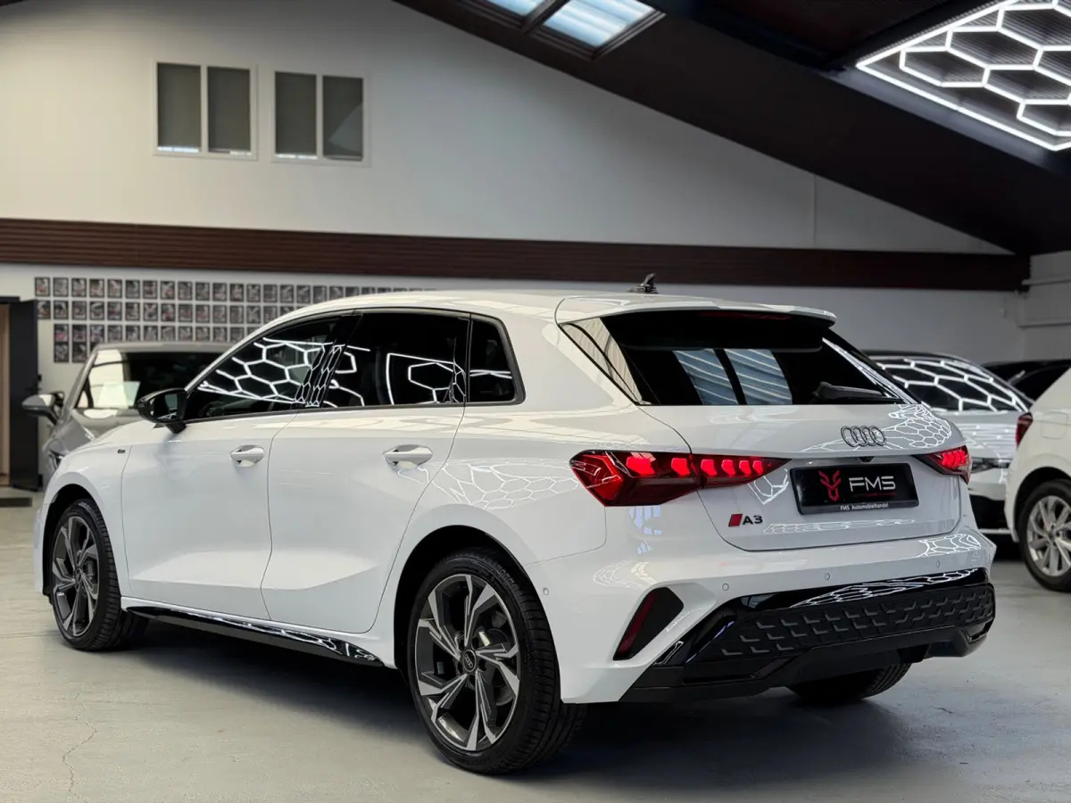 35 TFSI S-Line CarPlay Camera Facelift