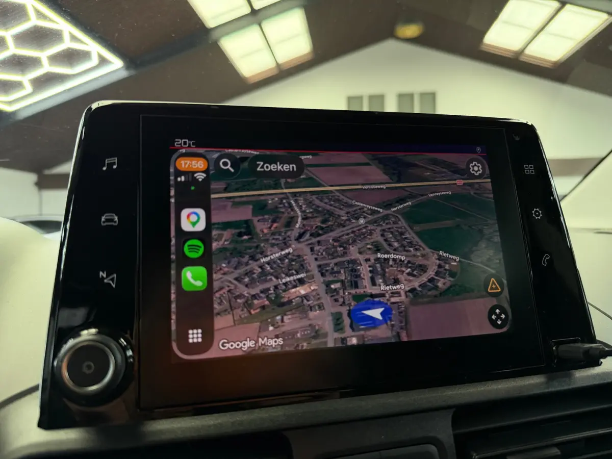 1.2 PureTech Rip Curl Edition CarPlay Camera