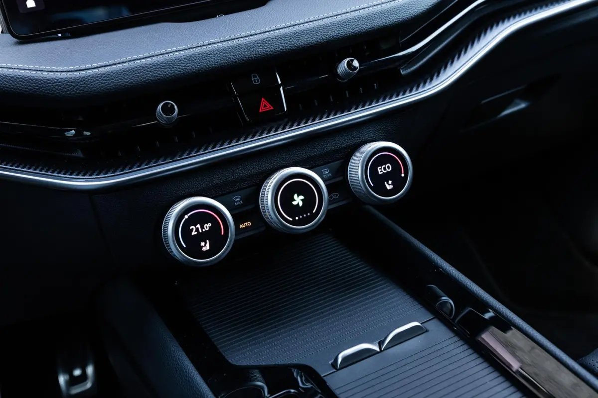 1.5 TSI 204pk PHEV Sportline Business | Panoramadak | Head-up Display | Stoelkoeling