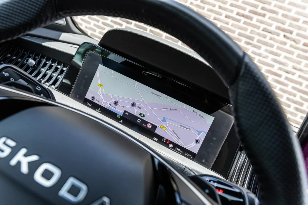 1.5 TSI 204pk PHEV Sportline Business | Panoramadak | Head-up Display | Stoelkoeling