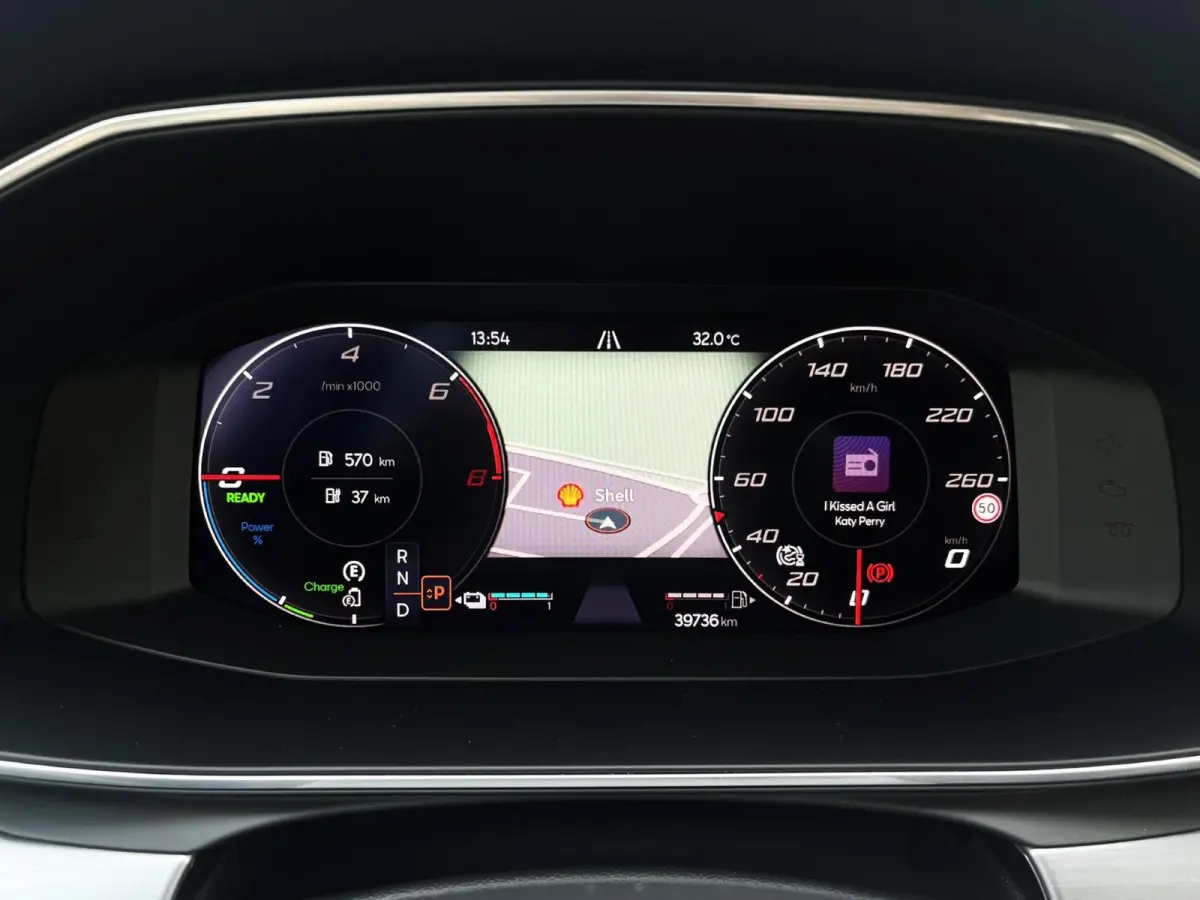 1.4 TSI eHybrid 204pk DSG PHEV FR Business Intense | SoH 95% | Trekhaak | Navigatgie | Stoelverwarming
