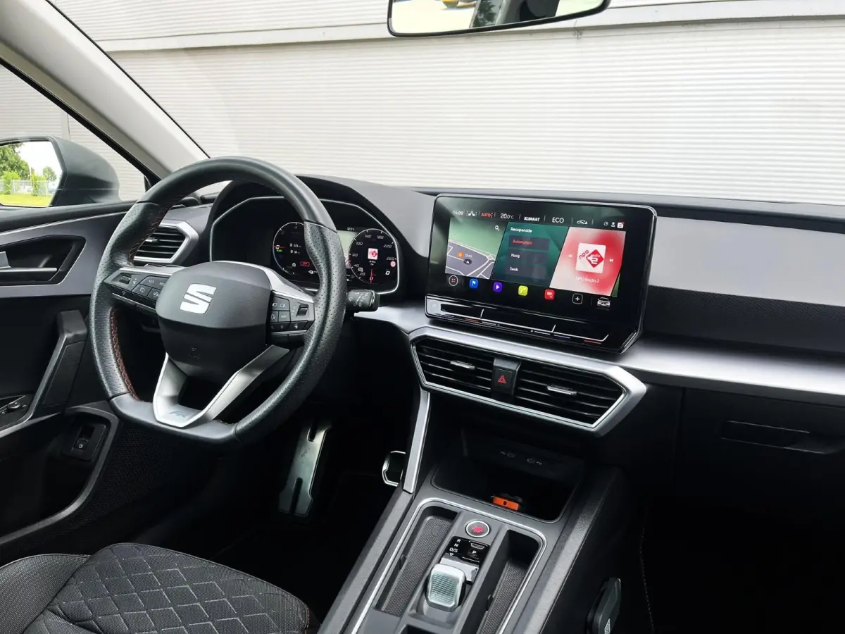 1.4 TSI eHybrid 204pk DSG PHEV FR Business Intense | SoH 95% | Trekhaak | Navigatgie | Stoelverwarming